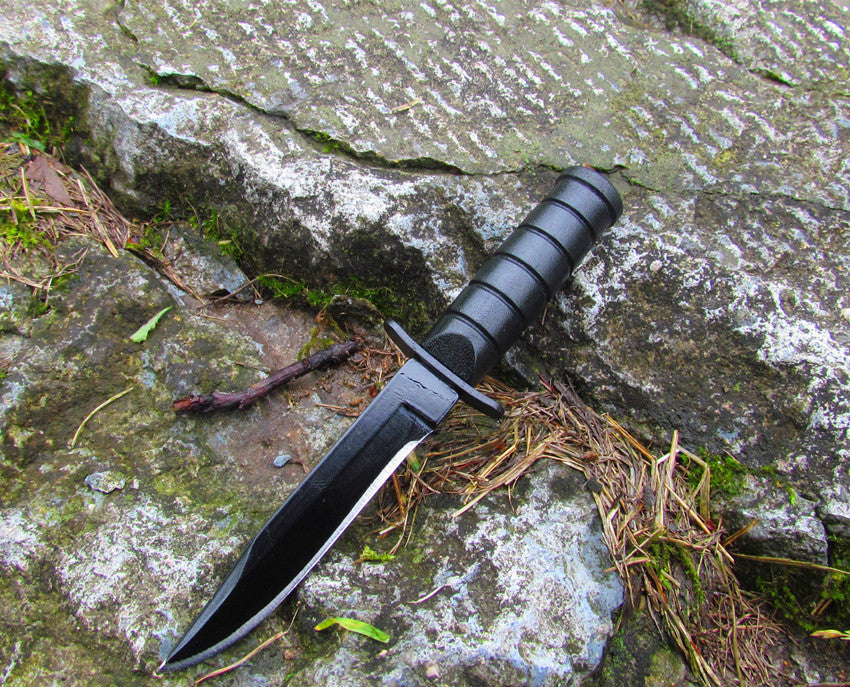 Stainless steel survival knife