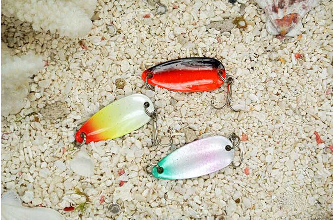 Multi-Colored Spinning Lures (30pcs)